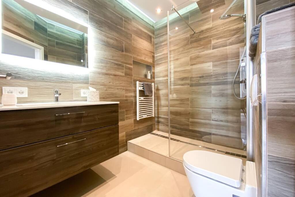 Luxus-Apartment In Leipzig Mit Privat-Parkplatz Luaran gambar